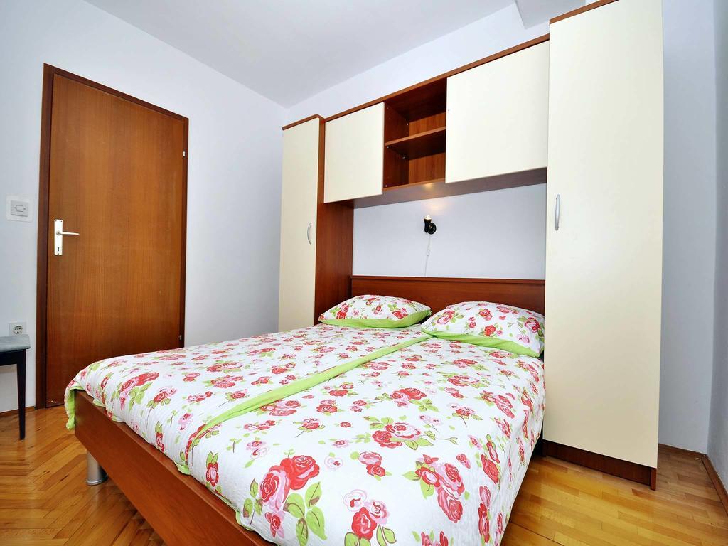 Apartments Mira 645 Porec Ruang foto